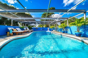 Pool and Hot Tub Just 10 Close to All